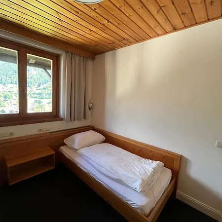 Mai-brunn Alm Appartements, Maibrunnenweg 34-36